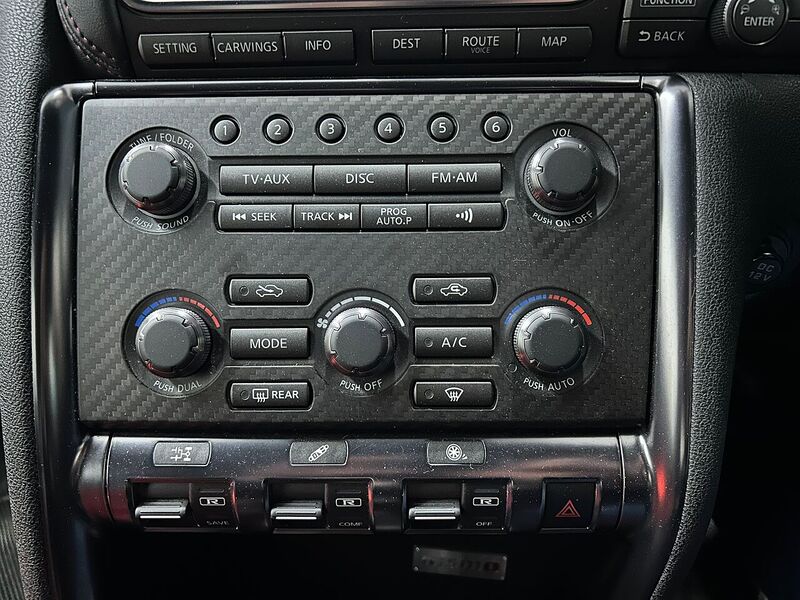 Nissan 3.6 AUTOMATIC  PETROL