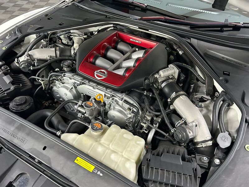 Nissan 3.6 AUTOMATIC  PETROL