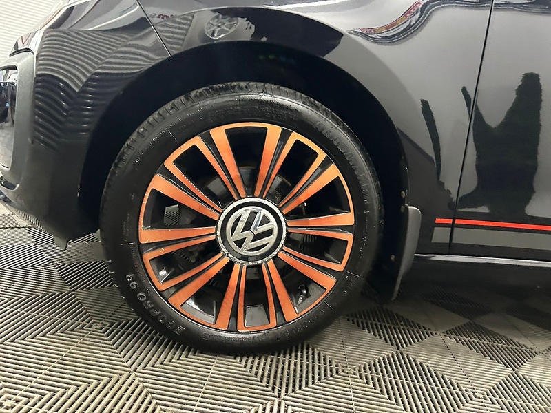 Volkswagen 1.0 Move up! Hatchback 3dr Petrol Manual Euro 6 (s/s) (60 ps)