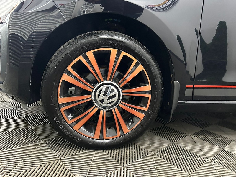 Volkswagen 1.0 Move up! Hatchback 3dr Petrol Manual Euro 6 (s/s) (60 ps)