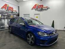 VOLKSWAGEN GOLF R  