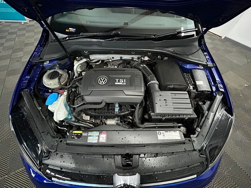 VOLKSWAGEN ESTATE  2.0 AUTOMATIC  PETROL