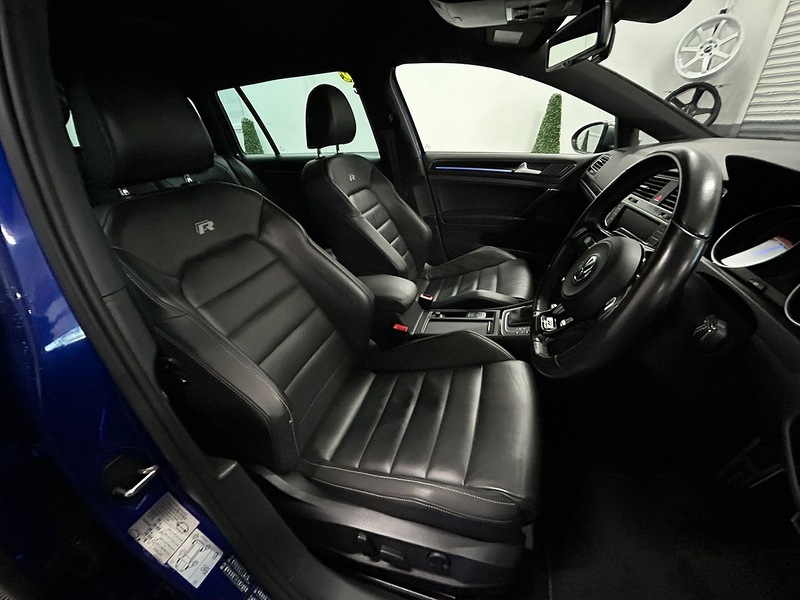 VOLKSWAGEN ESTATE  2.0 AUTOMATIC  PETROL