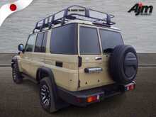 Toyota Land Cruiser 70 series 