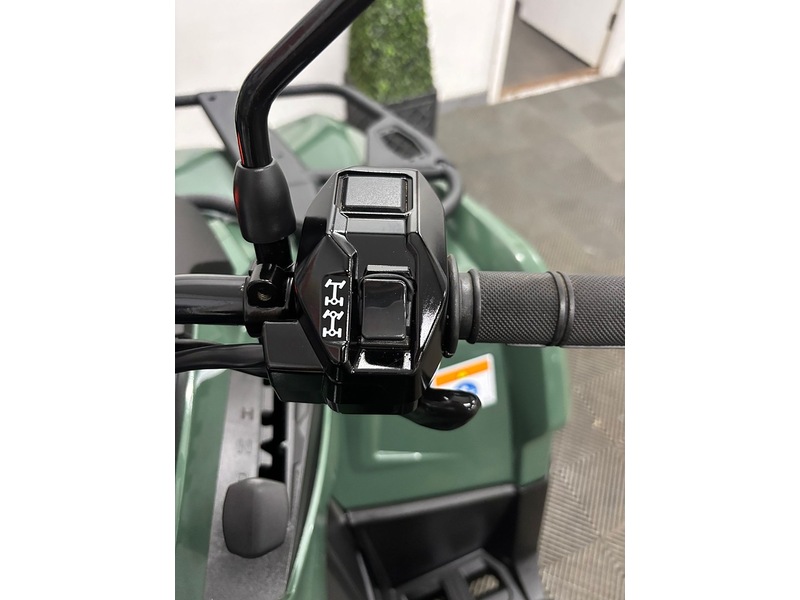 Can am Outlander  Automatic  