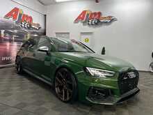 Audi RS4 CARBON EDITION 