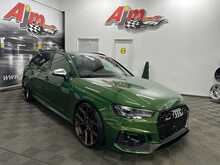 Audi RS4 CARBON EDITION 