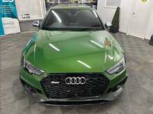 Audi RS4 CARBON EDITION 