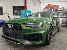 Audi RS4 CARBON EDITION 