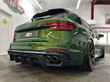 Audi RS4 CARBON EDITION 