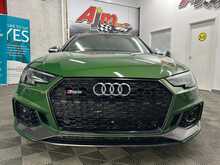 Audi RS4 CARBON EDITION 