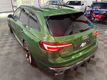 Audi RS4 CARBON EDITION 