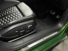 Audi RS4 CARBON EDITION 