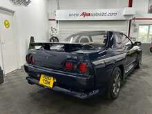 Nissan SKYLINE TOMMY KAIRA R32 M30 