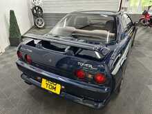 Nissan SKYLINE TOMMY KAIRA R32 M30 