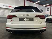 AUDI S4 AVANT  