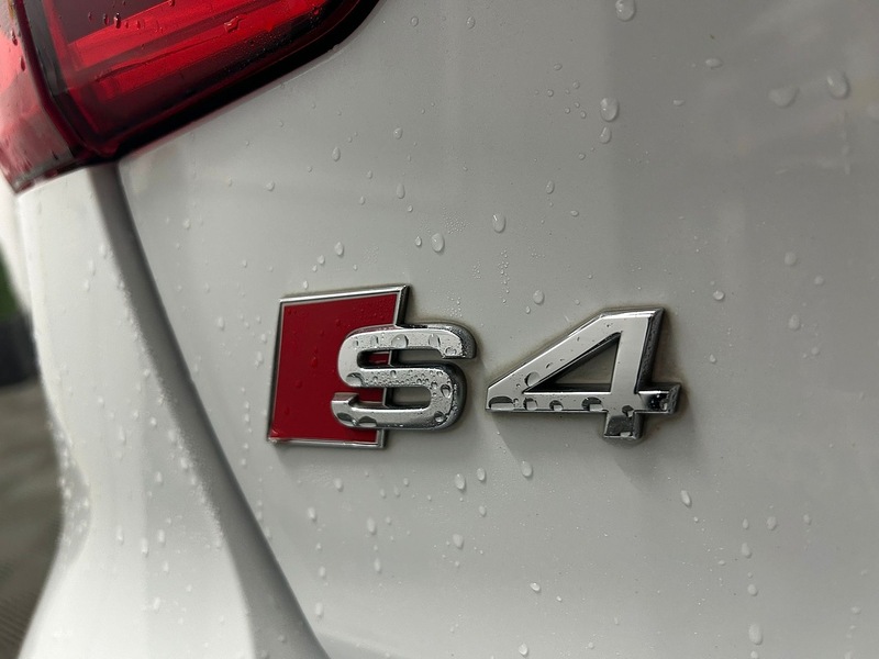 AUDI ESTATE  3.0 AUTOMATIC  PETROL