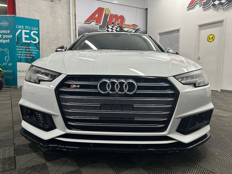 AUDI ESTATE  3.0 AUTOMATIC  PETROL