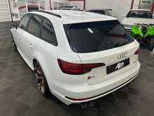 AUDI S4 AVANT  