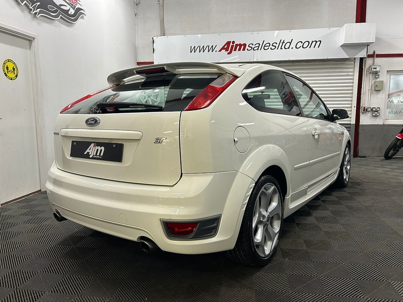 Ford ST Hatchback 2.5 Manual Petrol