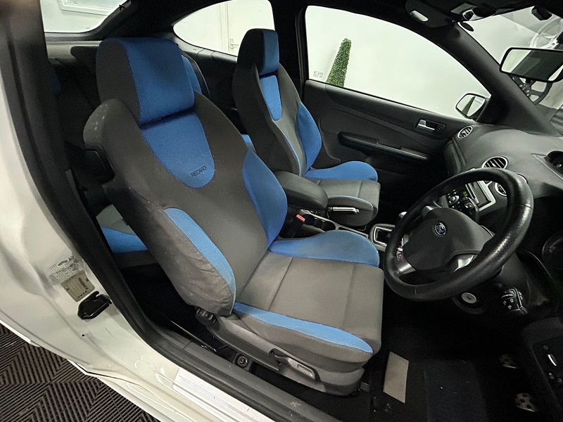 Ford ST Hatchback 2.5 Manual Petrol