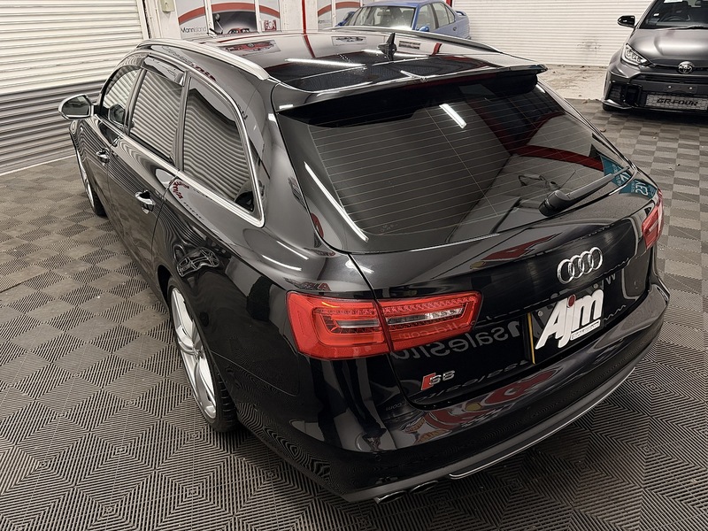 Audi 4.0 Twin Turbo Estate 4.0 Petrol