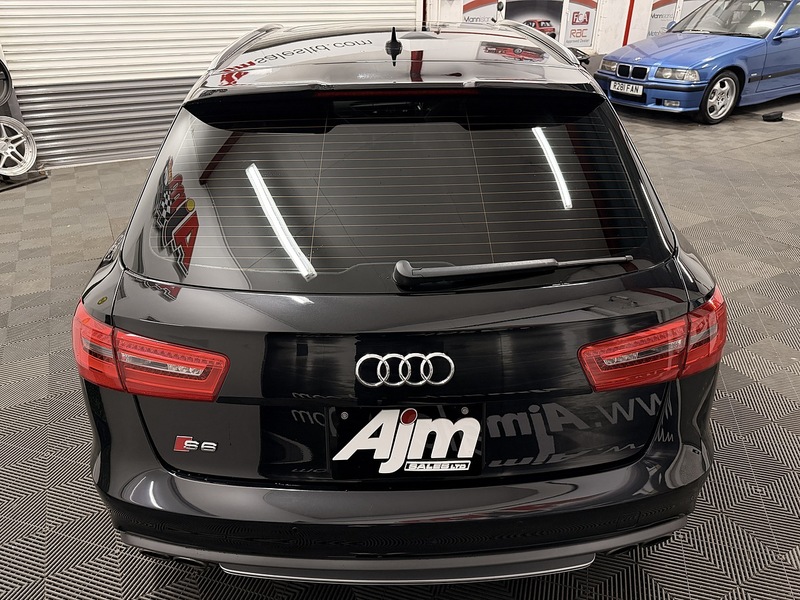 Audi 4.0 Twin Turbo Estate 4.0 Petrol