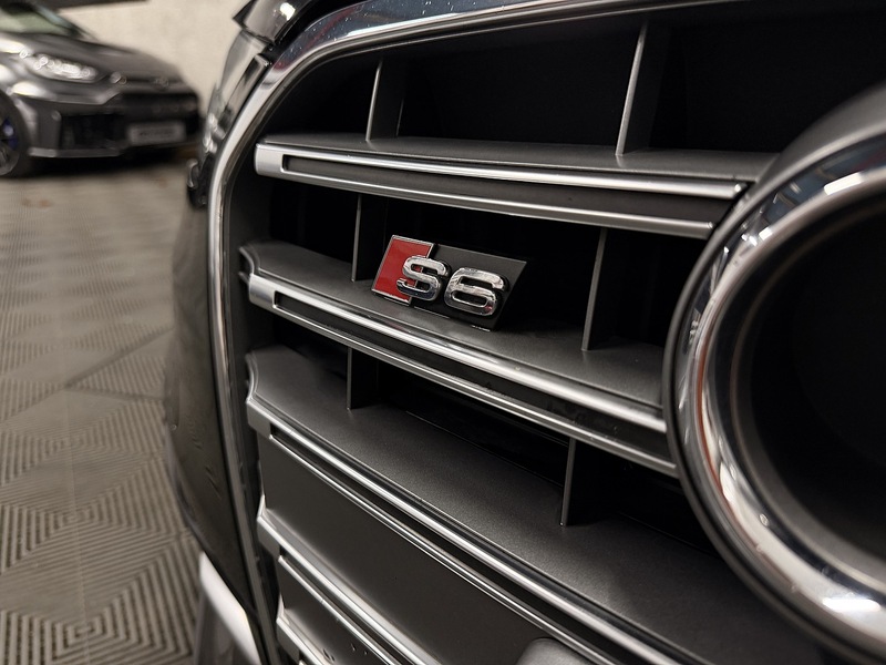 Audi 4.0 Twin Turbo Estate 4.0 Petrol