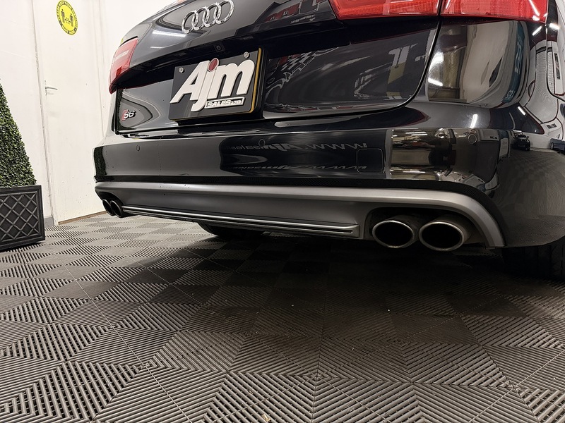 Audi 4.0 Twin Turbo Estate 4.0 Petrol