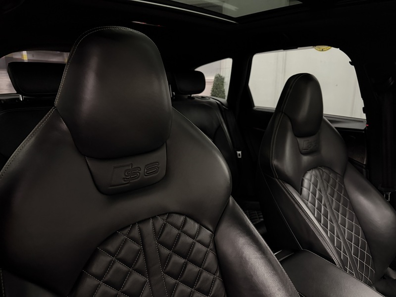 Audi 4.0 Twin Turbo Estate 4.0 Petrol