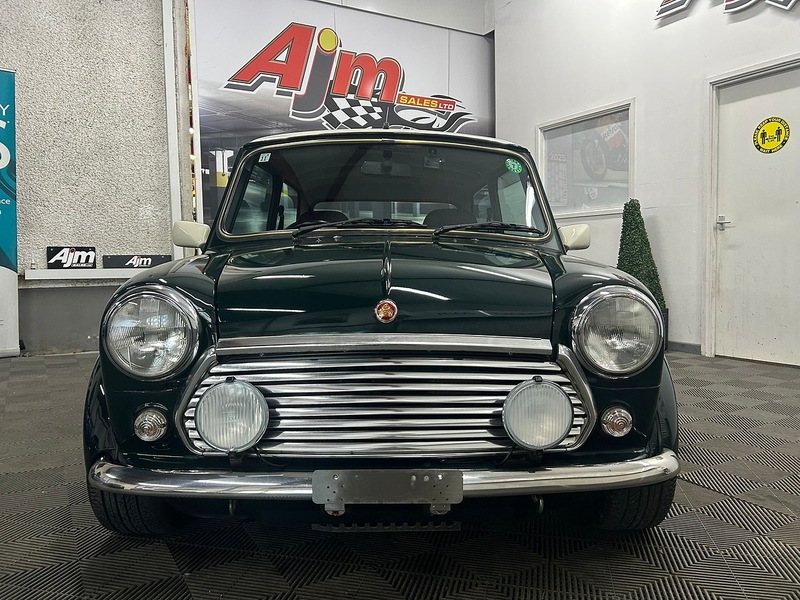 Mini LE 40 40th Anniversary Edition  Hatchback 1.3 Manual Petrol