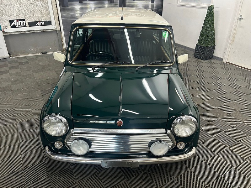 Mini LE 40 40th Anniversary Edition  Hatchback 1.3 Manual Petrol