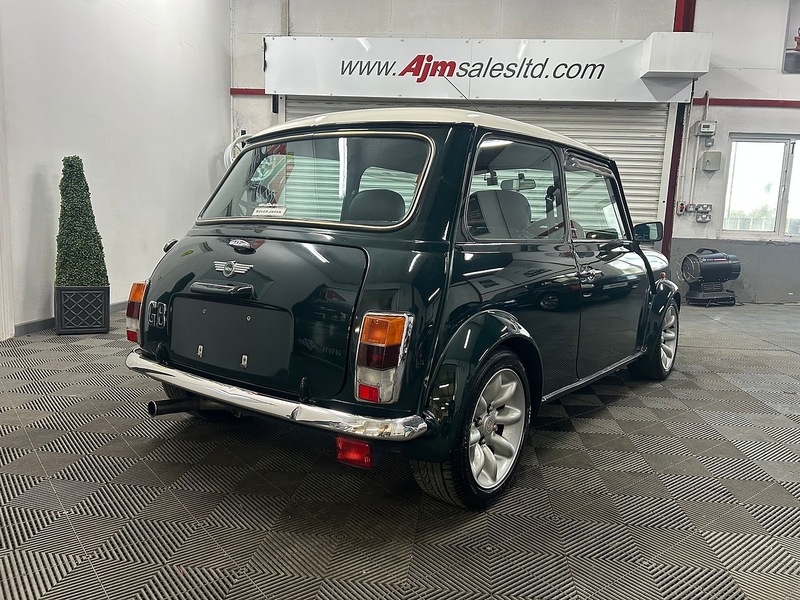 Mini LE 40 40th Anniversary Edition  Hatchback 1.3 Manual Petrol