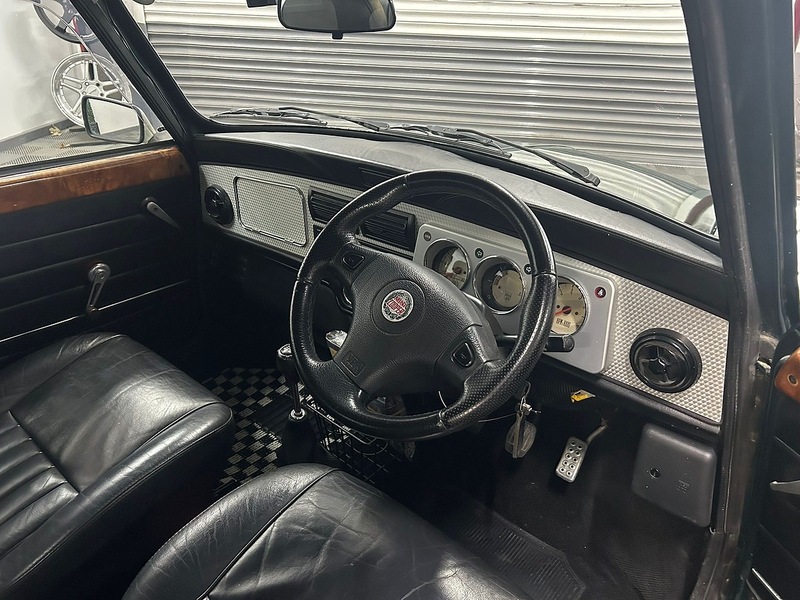 Mini LE 40 40th Anniversary Edition  Hatchback 1.3 Manual Petrol