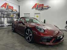 Porsche 911 T 992 4S Heritage Design Edition 