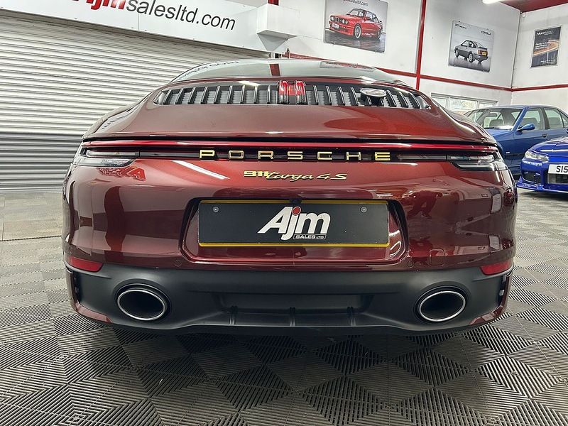 Porsche 3.0T 992 4S Heritage Design Edition Targa 2dr Petrol Manual 4WD Euro 6 (s/s) (450 ps)