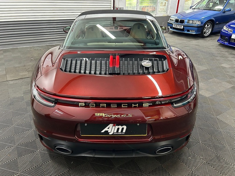 Porsche 3.0T 992 4S Heritage Design Edition Targa 2dr Petrol Manual 4WD Euro 6 (s/s) (450 ps)