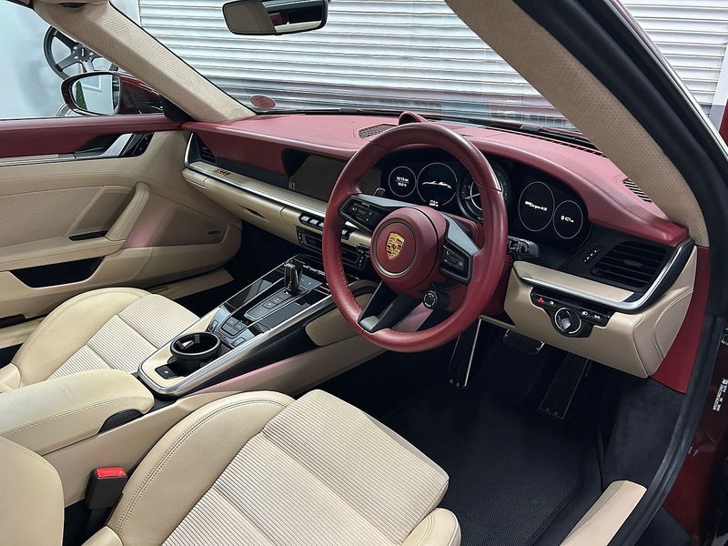 Porsche 3.0T 992 4S Heritage Design Edition Targa 2dr Petrol Manual 4WD Euro 6 (s/s) (450 ps)