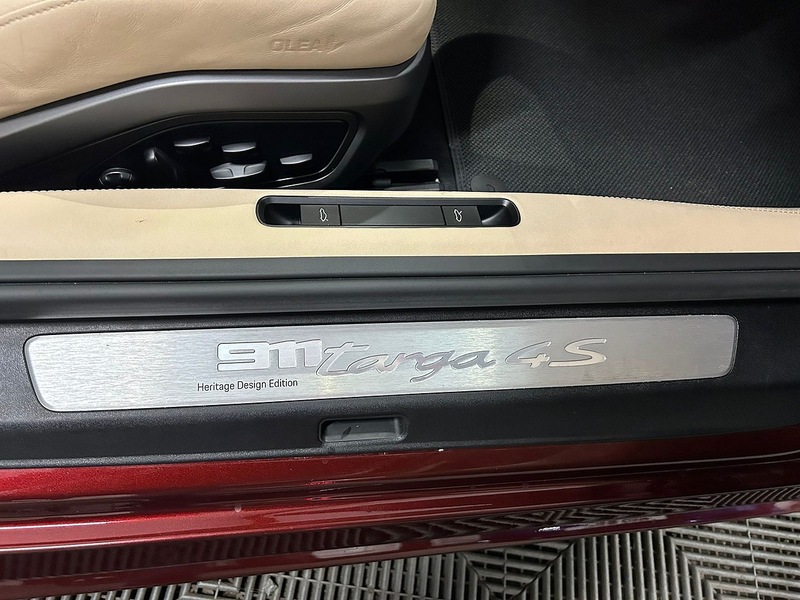 Porsche 3.0T 992 4S Heritage Design Edition Targa 2dr Petrol Manual 4WD Euro 6 (s/s) (450 ps)