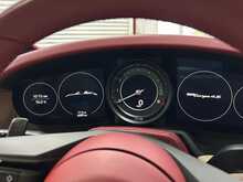 Porsche 911 T 992 4S Heritage Design Edition 