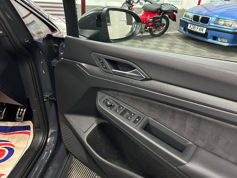 Volkswagen 2.0 TSI GTI Hatchback 5dr Petrol DSG Euro 6 (s/s) (265 ps)