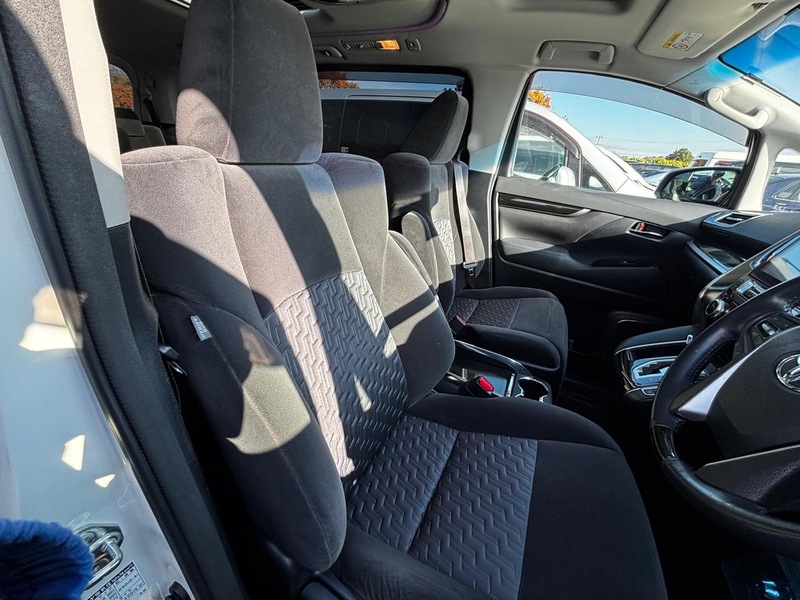 Toyota 2.5 A Package Auto  2.5 Automatic Petrol