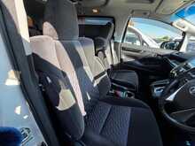 Toyota Alphard 2.5 A Package Auto 