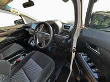 Toyota Alphard 2.5 A Package Auto 
