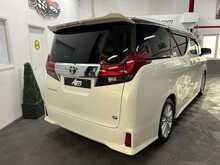 Toyota Alphard 2.5 A Package Auto 
