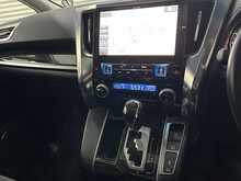 Toyota Alphard 2.5 A Package Auto 
