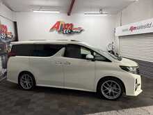 Toyota Alphard 2.5 A Package Auto 