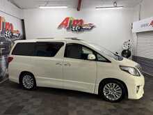 Toyota Alphard 240S C Package 