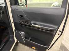 Toyota Alphard 240S C Package 