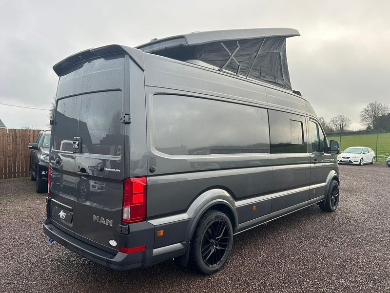 MAN 2.0 BiTurbo 3180d LION XS Panel Van 5dr Diesel Auto FWD LWB High Roof Euro 6 (s/s) (177 ps)